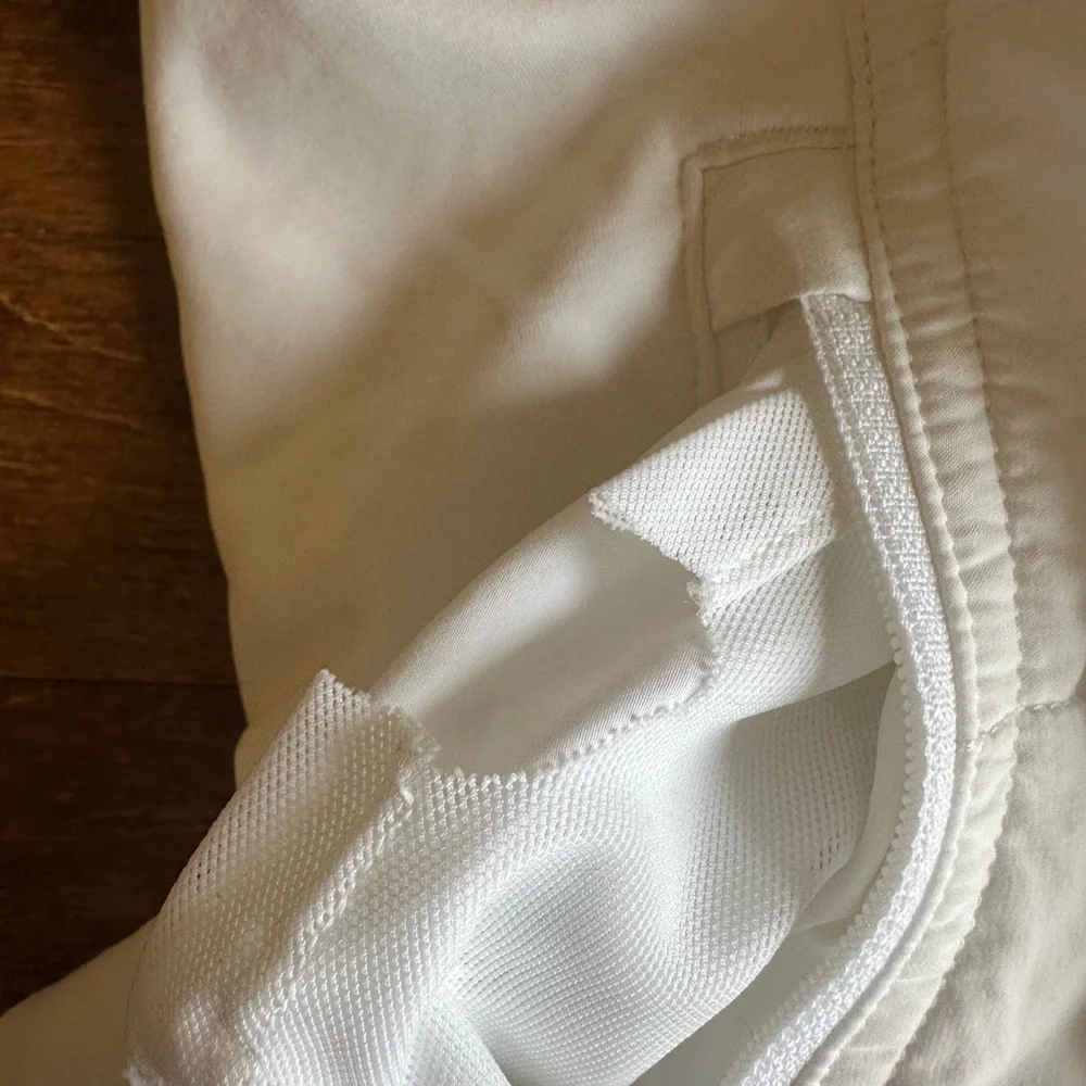 Lululemon Hooded Vest - Picture 7 of 7